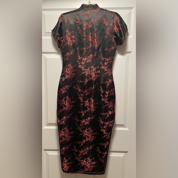 Vintage Traditional Chinese Qipao Style Cheongsam Dress. Size 6. Like New. - Picture 7 of 8